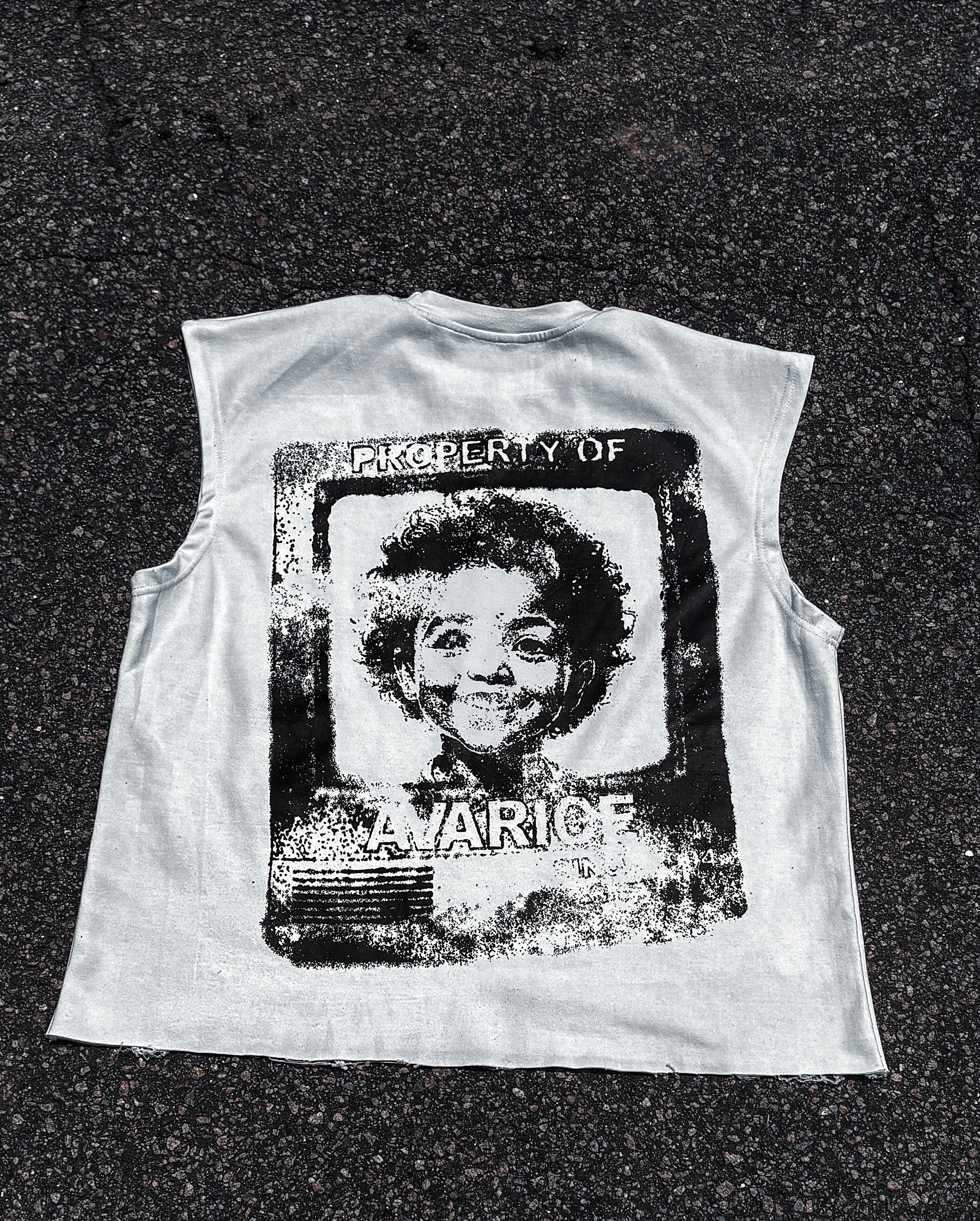 “gallery of grit” sleeveless tee